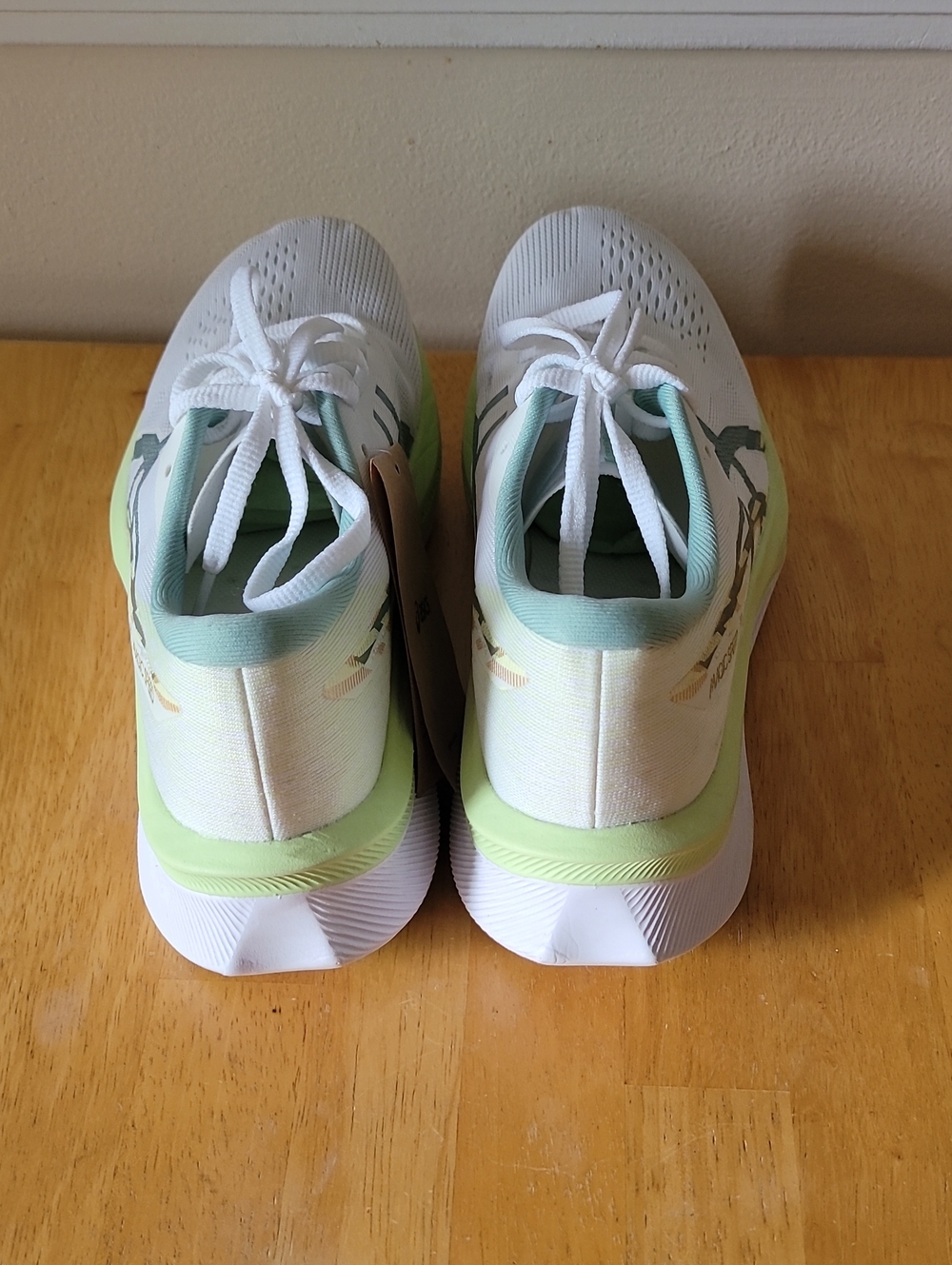 ASICS Magic Speed 4 Running Shoes - Picture 4 of 8